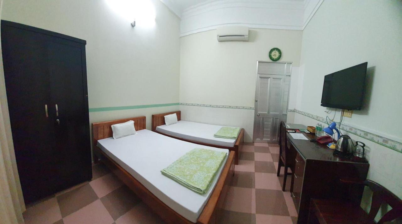 Khách Sạn Ngọc Hân Ap Vinh Phu Exterior foto
