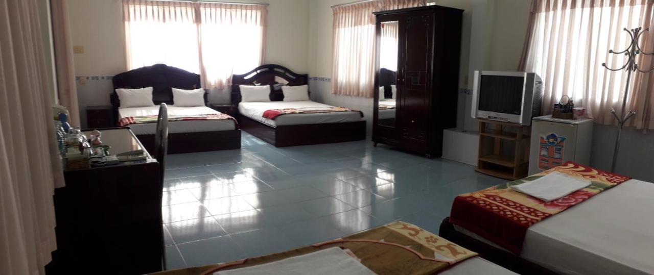 Khách Sạn Ngọc Hân Ap Vinh Phu Exterior foto