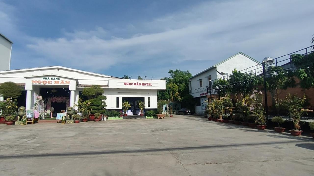 Khách Sạn Ngọc Hân Ap Vinh Phu Exterior foto